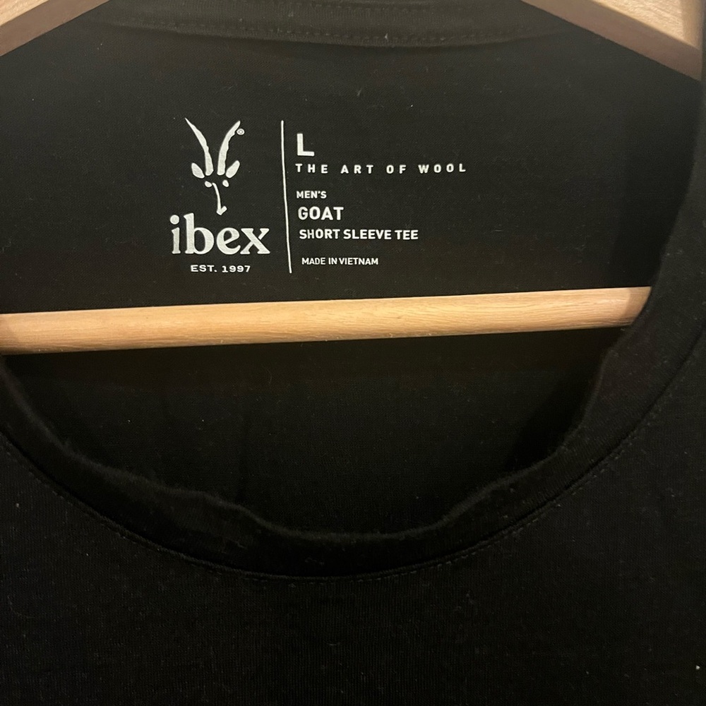 Ibex Black Men's GOAT short sleeve Large